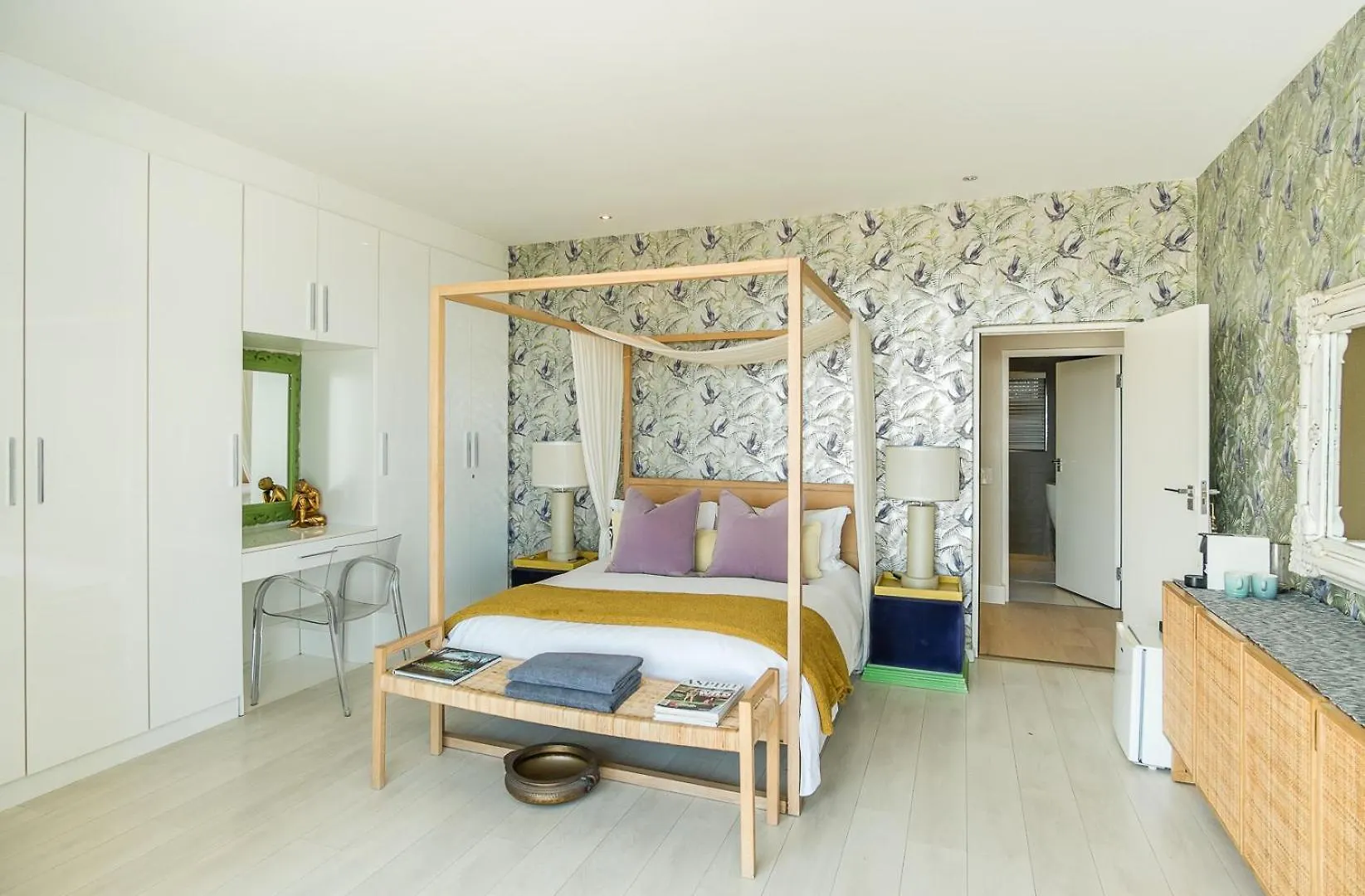 Guest house Bali Suite In Camps Bay Cape Town